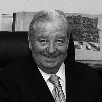 Ramón Sánchez-Ocaña Serrano