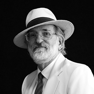 Stephen Dando-Collins
