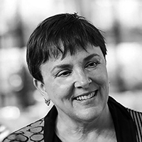 Ellen Zachos