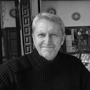 Víctor M. Rubira García