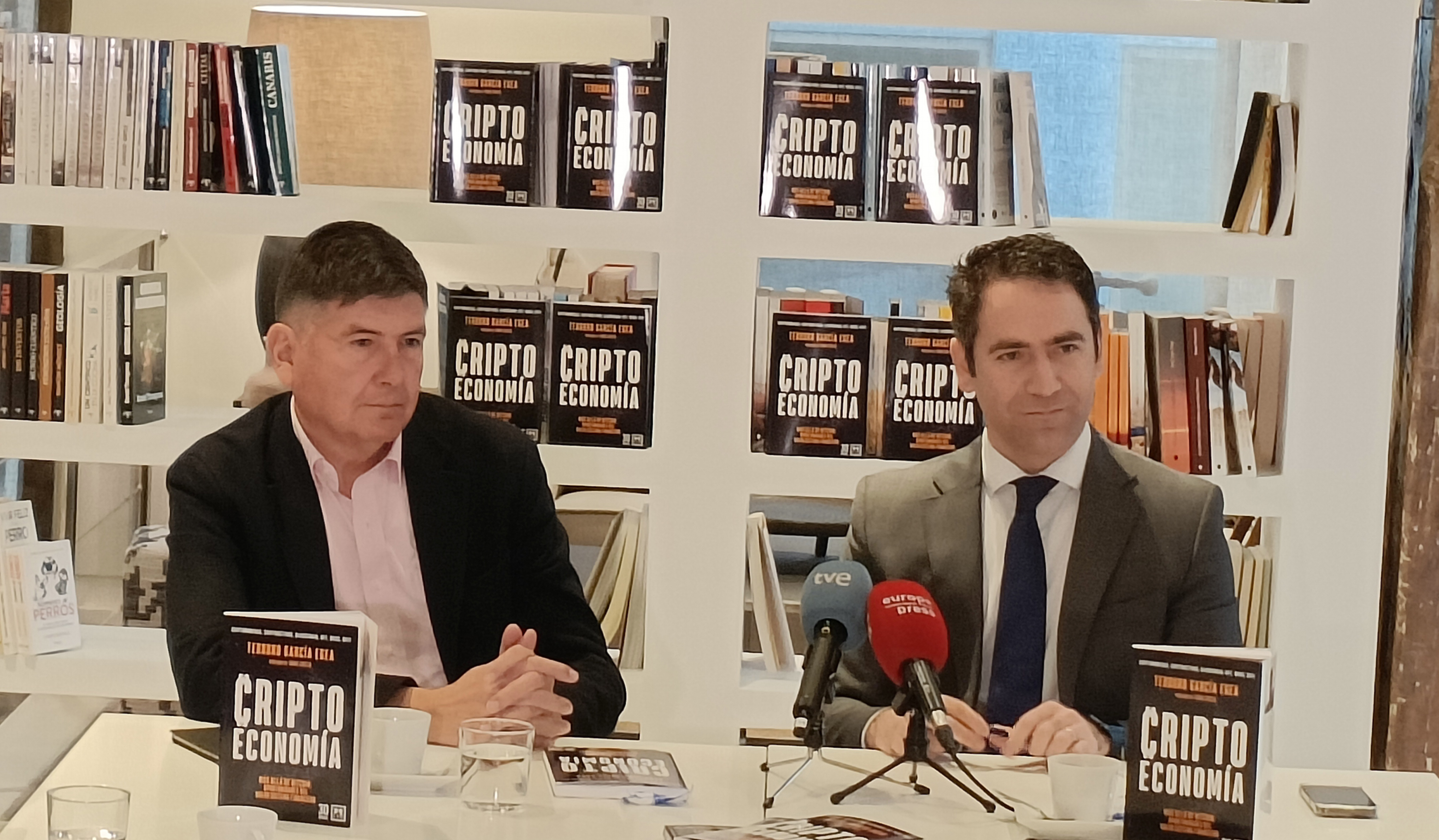 Criptoeconomía, el libro de Teodoro García Egea