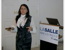 Inmaculada Cerejido dirige un taller experiencial en La Salle sobre compromiso y liderazgo en las organizaciones