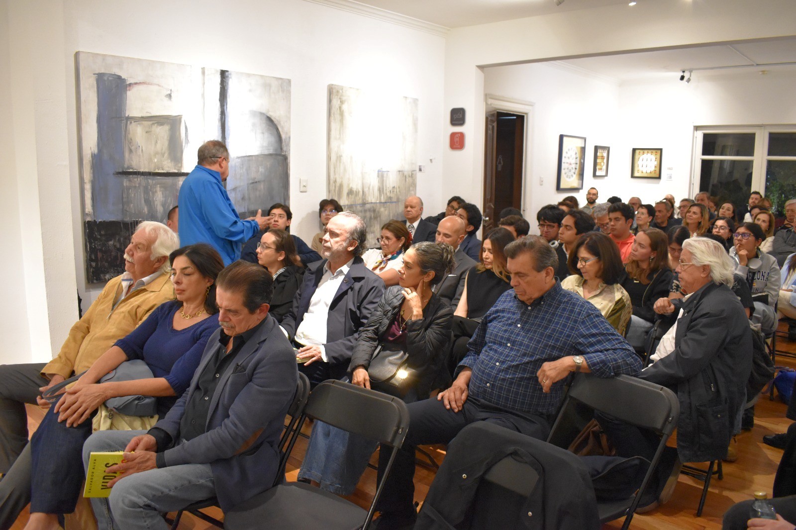 Vidas Plenas, el nuevo éxito de Salvador Alva fue presentado en El otro lugar de la Mancha en México.