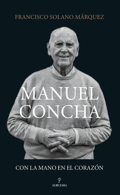 Manuel Concha, con la mano en el corazón